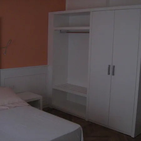 马泽尼大街住宅酒店