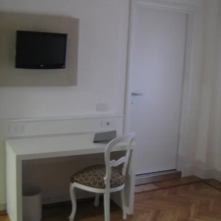 Bed and Breakfast Via Mazzini 4*