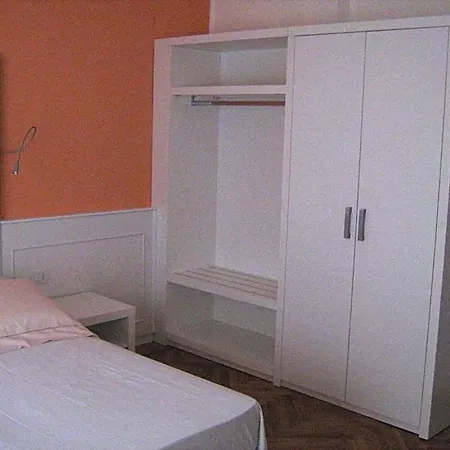 Bed and Breakfast Via Mazzini 4*