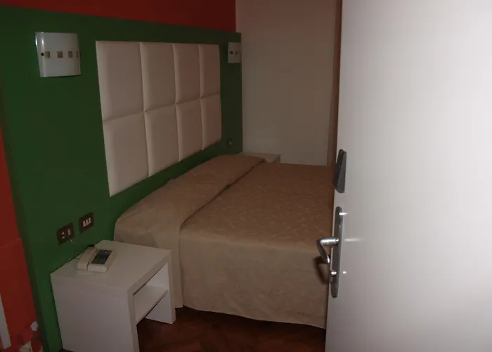 Via Mazzini Отель типа 