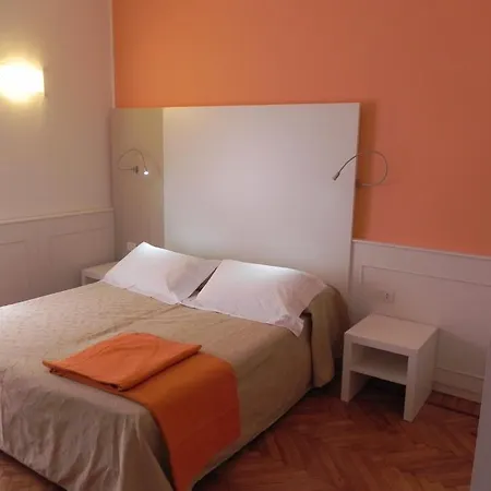 Bed & Breakfast Via Mazzini Stresa