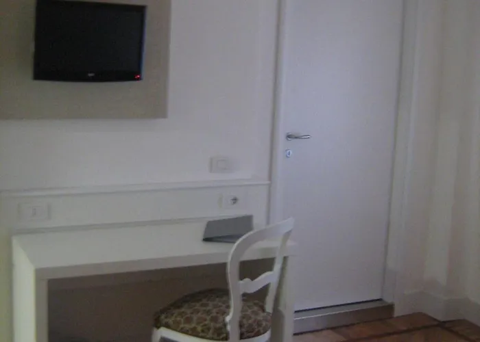 ベッド・アンド・ブレックファスト Via Mazzini 4*